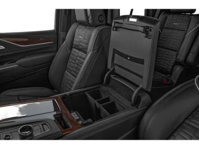Used 2021 Cadillac Escalade Premium Luxury Platinum w/ Heavy-Duty Trailer Package AWD/4WD image 17