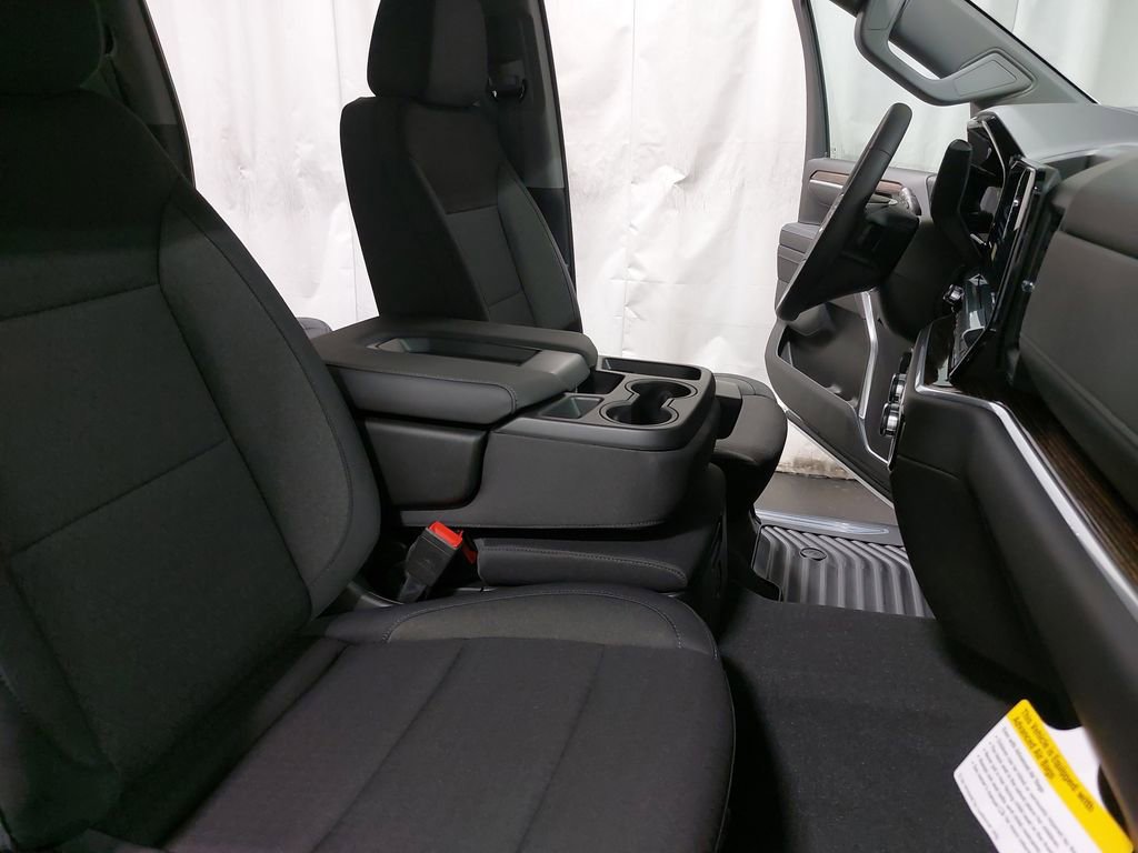New 2026 GMC Sierra 1500 SLE w/ Preferred Package image 10