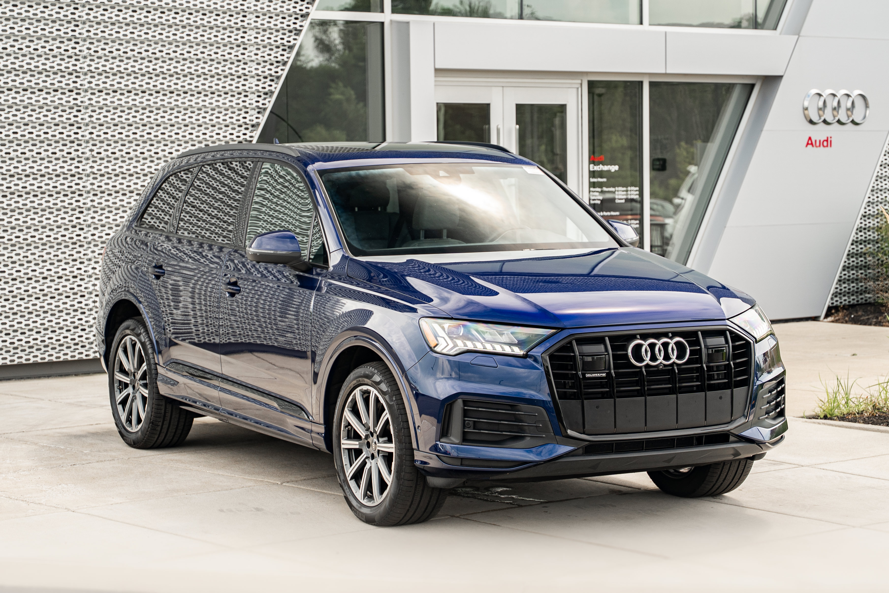 Certified 2024 Audi Q7 2.0T Premium Plus AWD/4WD image 2
