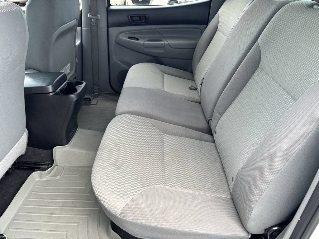 Used 2014 Toyota Tacoma PreRunner w/ SR5 Package RWD image 22