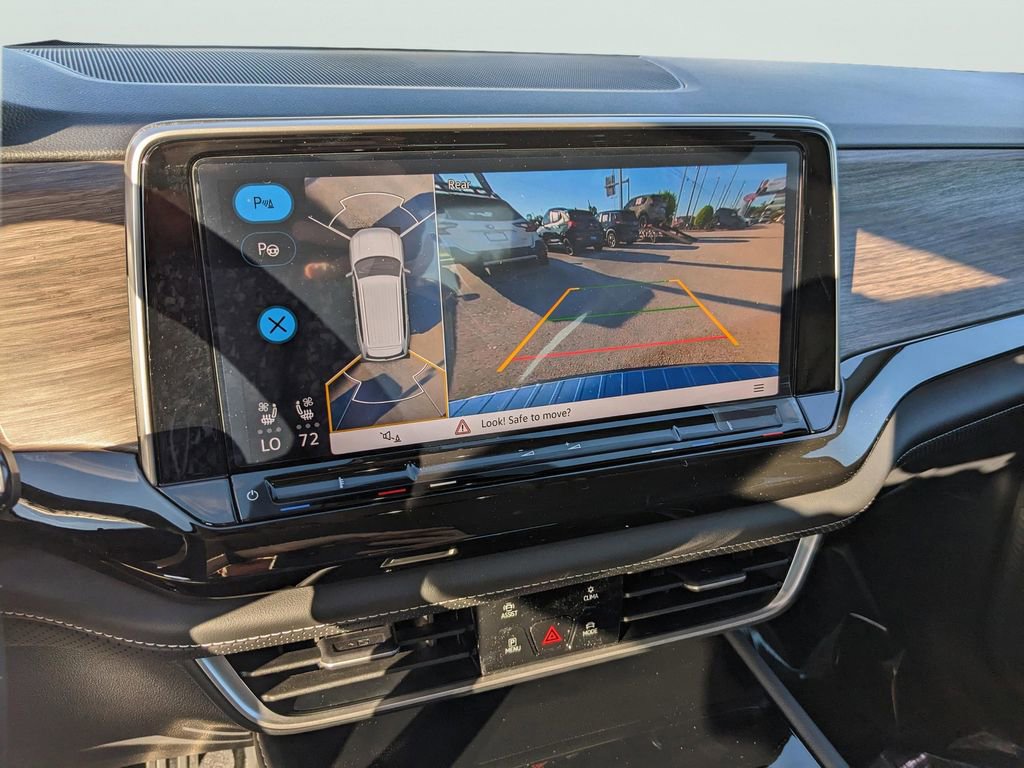 New 2026 Volkswagen Atlas SEL Premium R-Line image 23