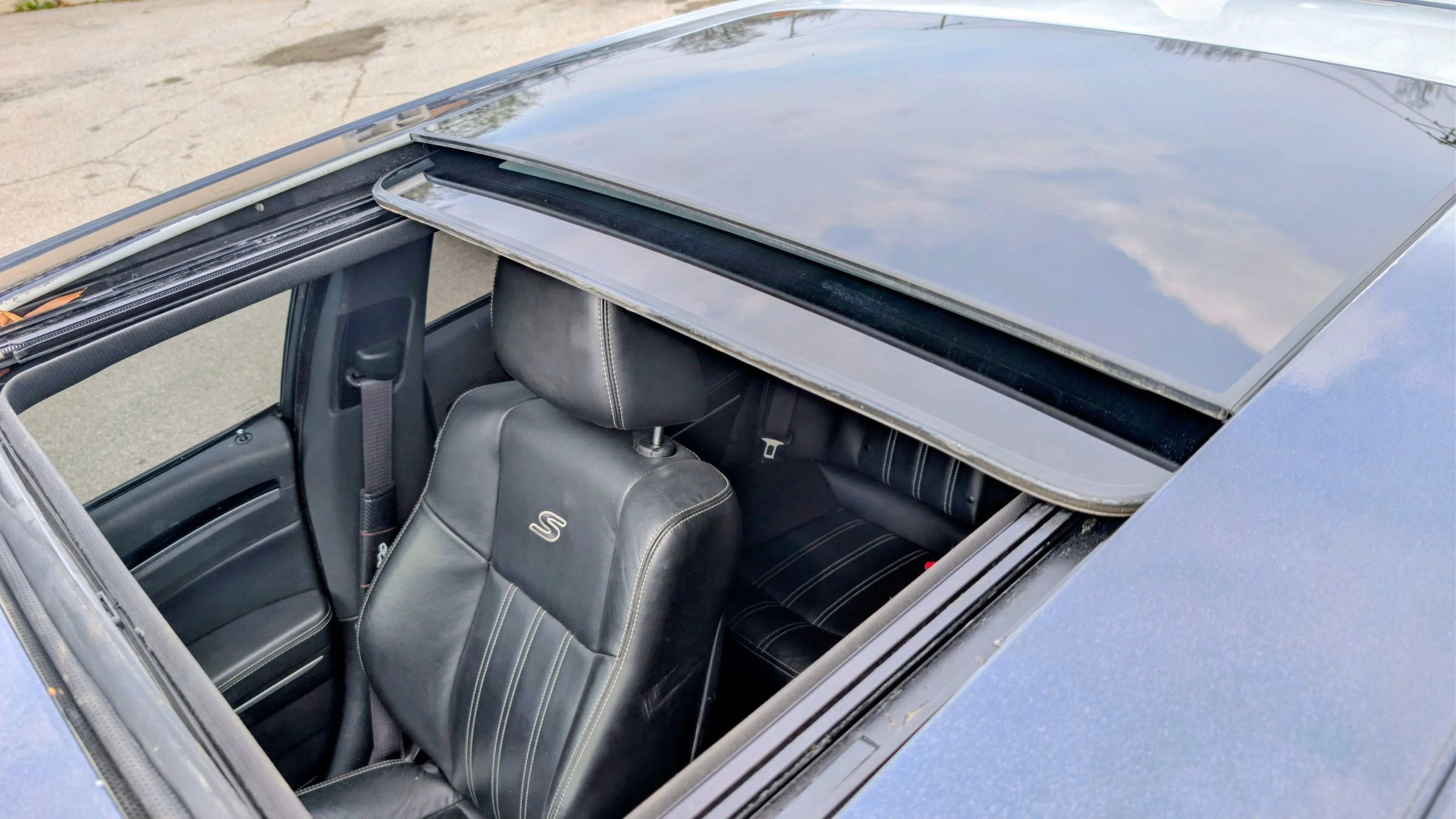 Used 2023 Chrysler 300 S RWD image 11
