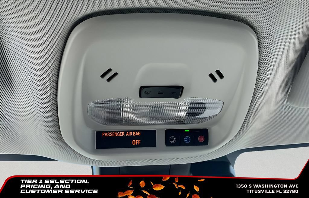 Used 2025 Chevrolet Trax LT w/ LT Convenience Package FWD image 33