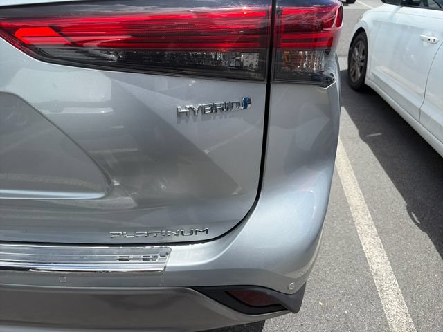 Used 2021 Toyota Highlander Platinum AWD/4WD image 9