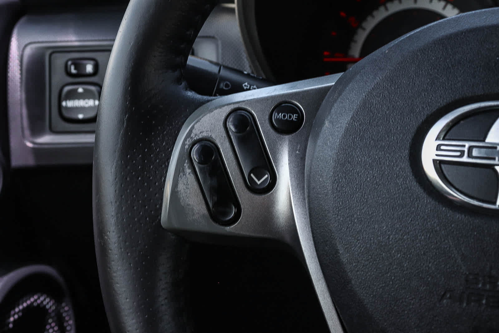 Used 2013 Scion tC FWD image 22