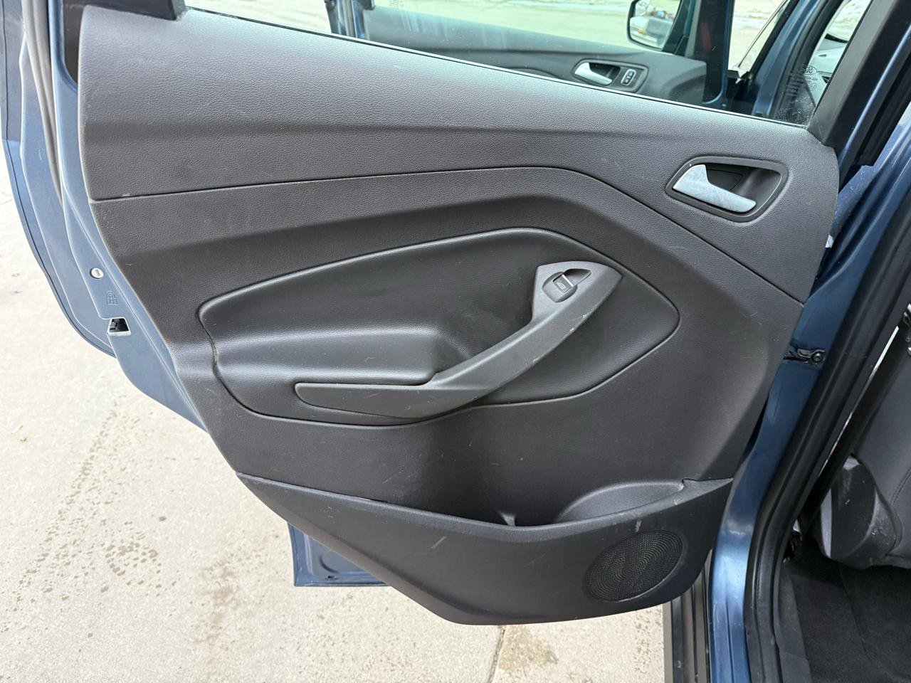 Used 2018 Ford C-MAX SE w/ Cold Weather Package image 17