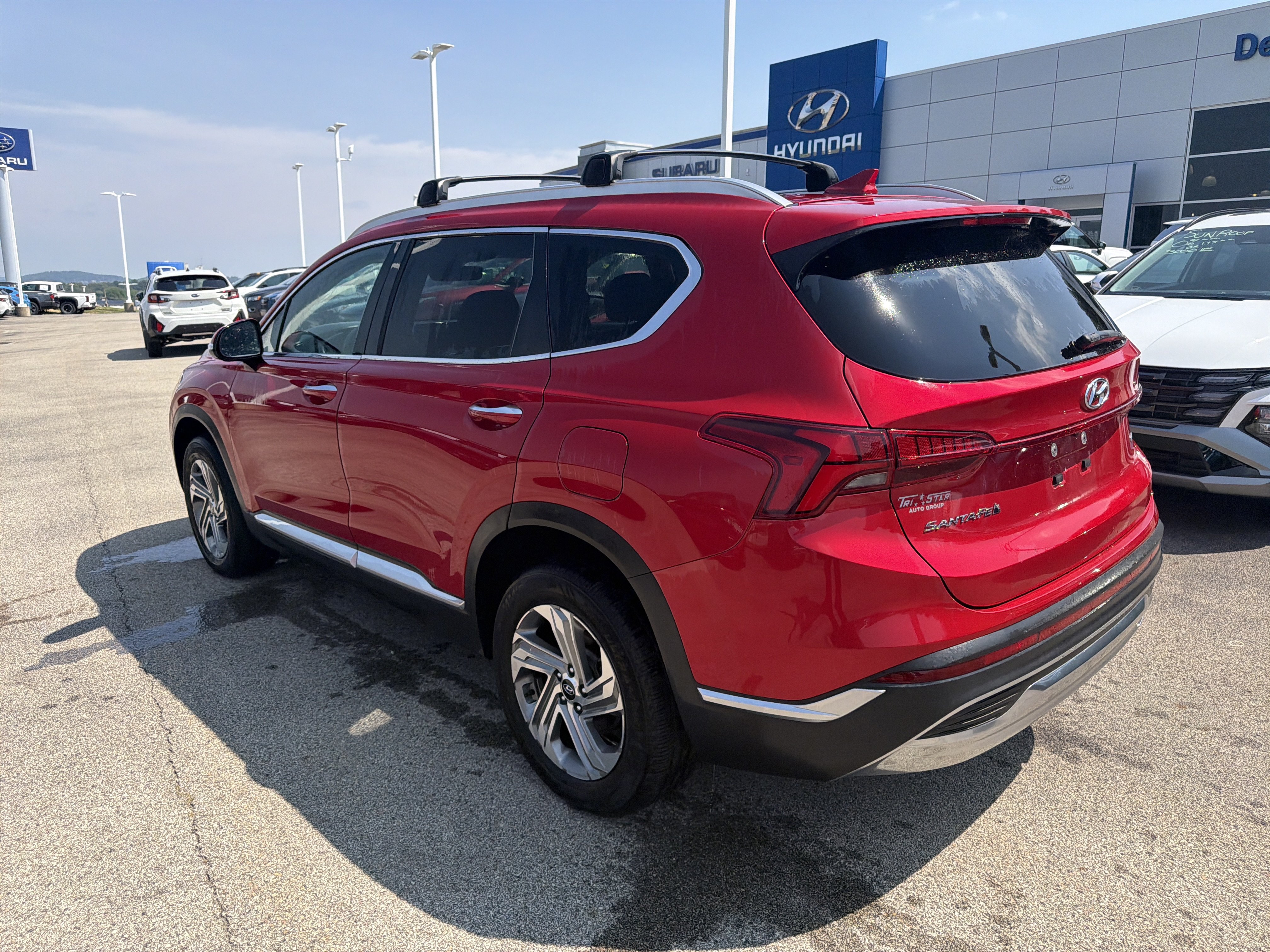 Used 2022 Hyundai Santa Fe SEL w/ Convenience + Premium Package AWD/4WD image 9