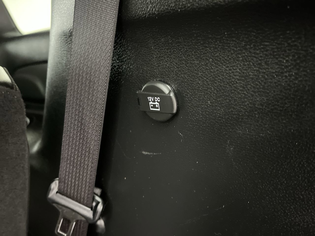 Used 2025 Chrysler Pacifica Select FWD image 28