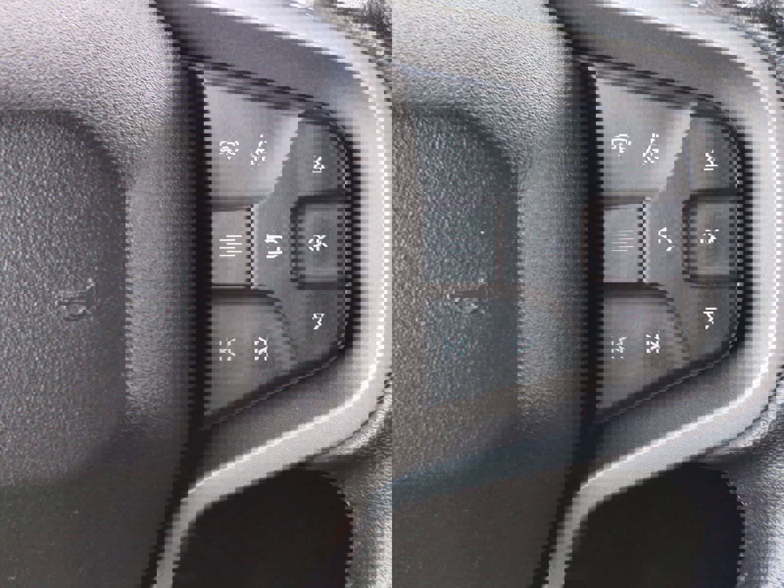 Used 2023 Ford Bronco Black Diamond image 24