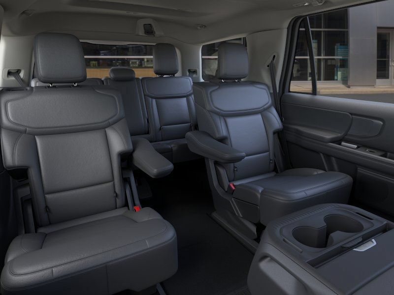 New 2026 Ford Expedition Active AWD/4WD image 12