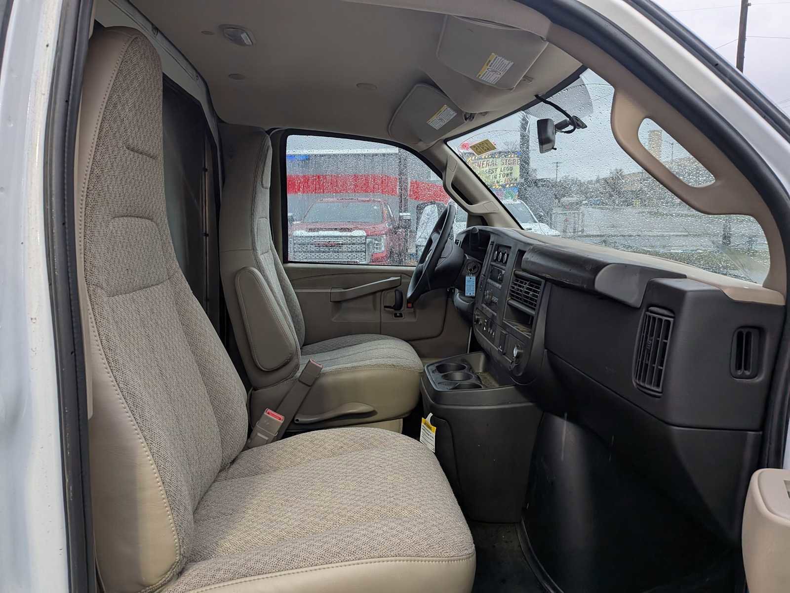 New 2024 Chevrolet Express 3500 Van 139 w/ Power Convenience Package image 15