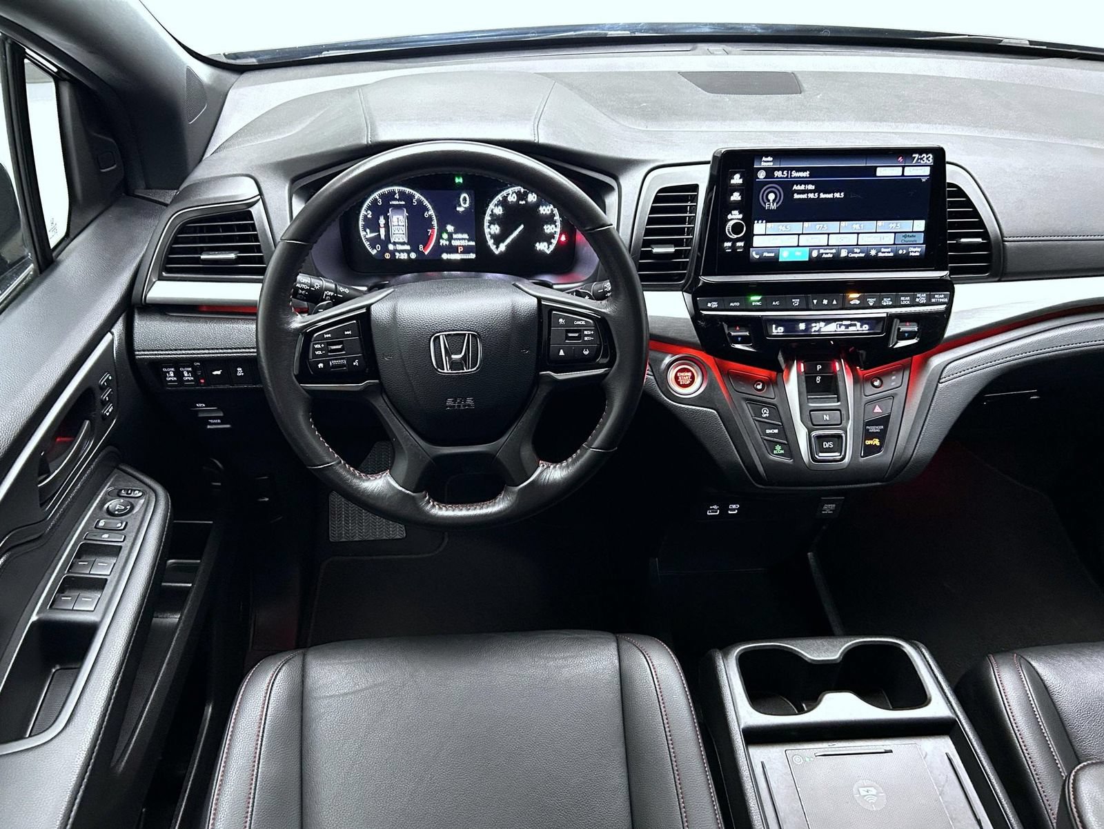 Used 2025 Honda Odyssey Sport-L image 14