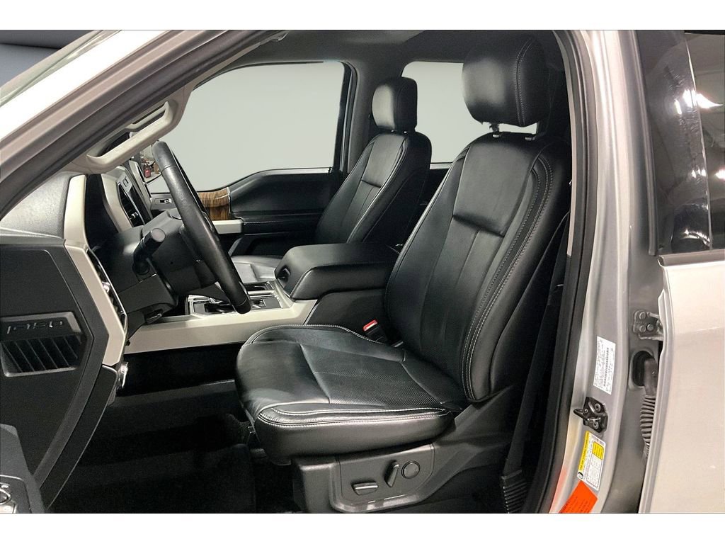 Used 2019 Ford F150 Lariat w/ Trailer Tow Package image 25