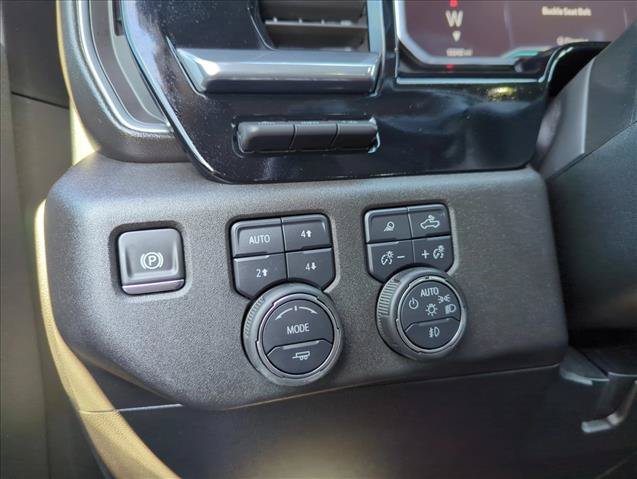 Used 2025 Chevrolet Silverado 3500 LTZ w/ LTZ Premium Package AWD/4WD image 25