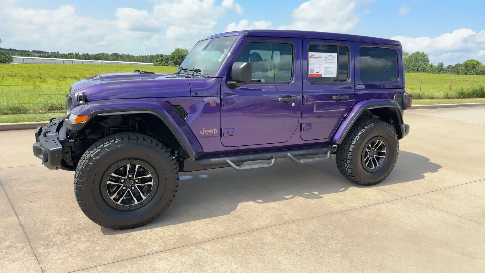 Used 2026 Jeep Wrangler Unlimited Rubicon AWD/4WD image 4
