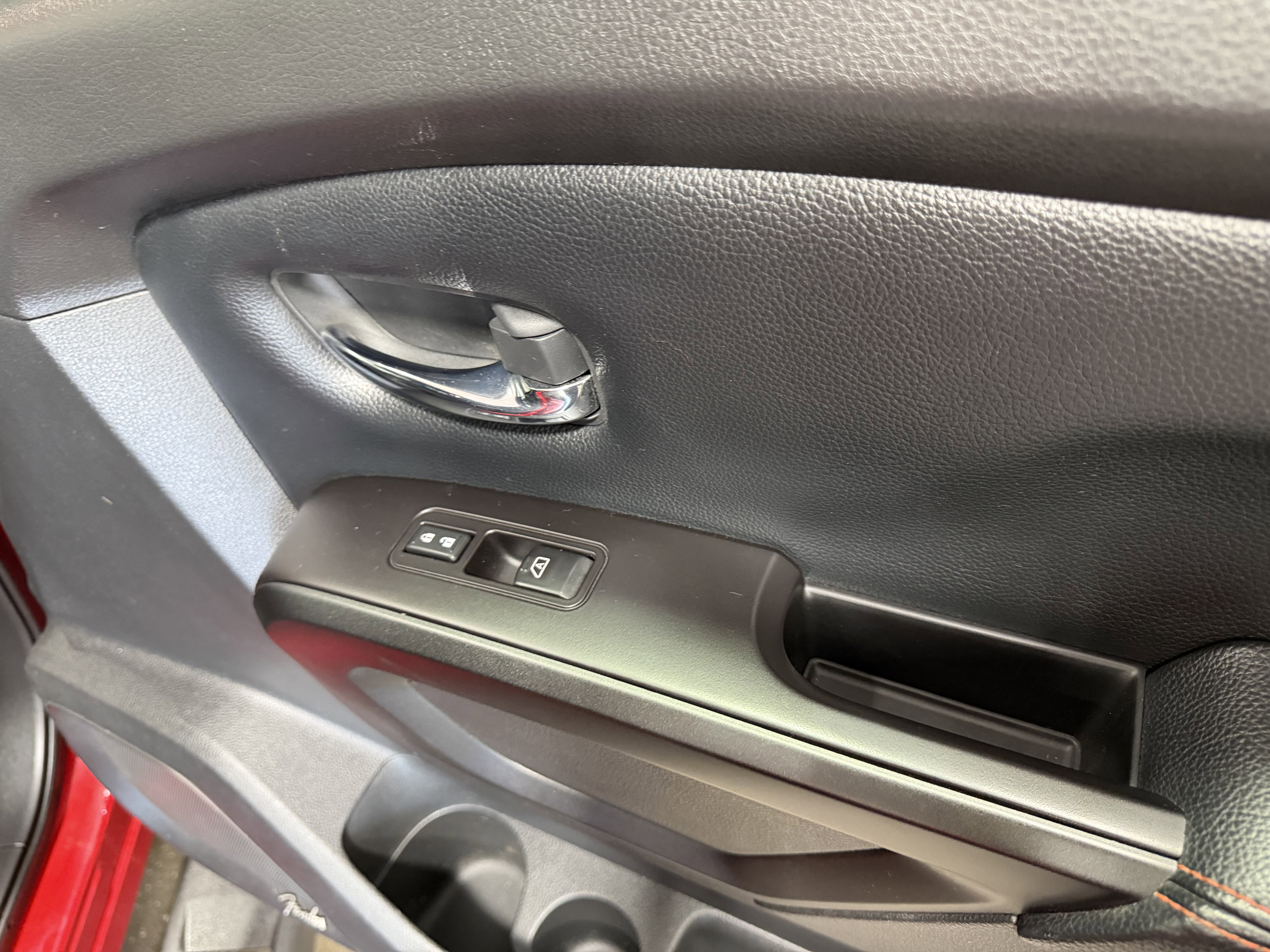 Used 2020 Nissan Titan PRO-4X w/ Pro-4x Convenience Package image 56