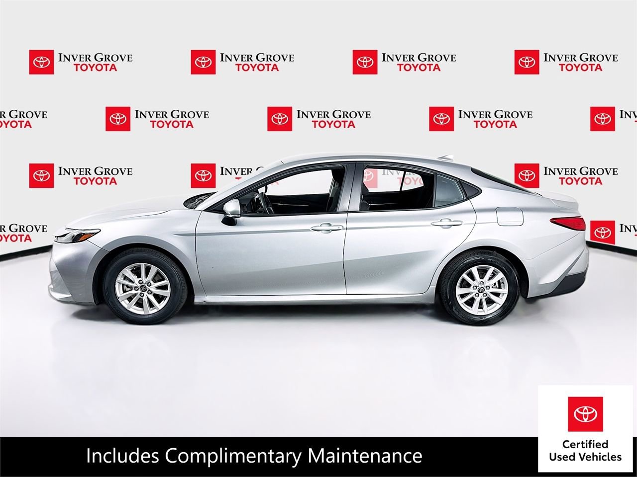 Certified 2025 Toyota Camry LE FWD image 8