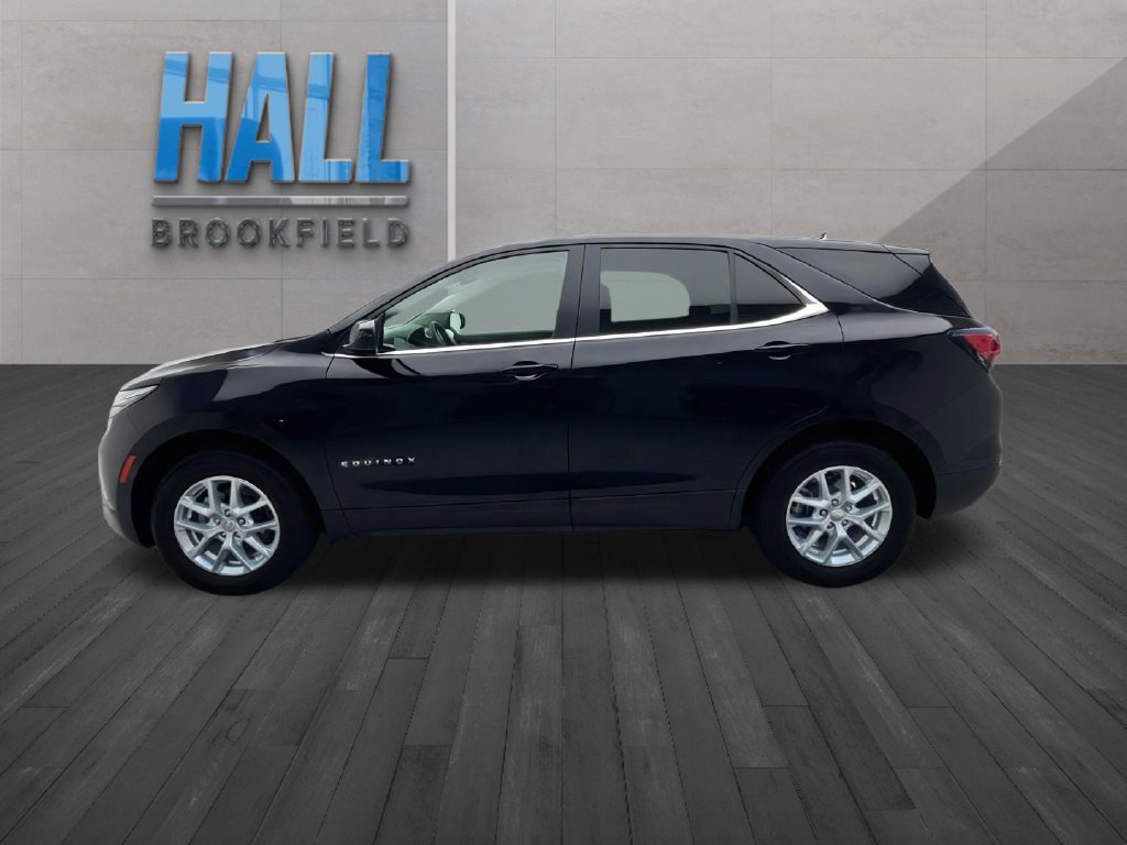 Used 2023 Chevrolet Equinox LT w/ Driver Convenience Package AWD/4WD image 2
