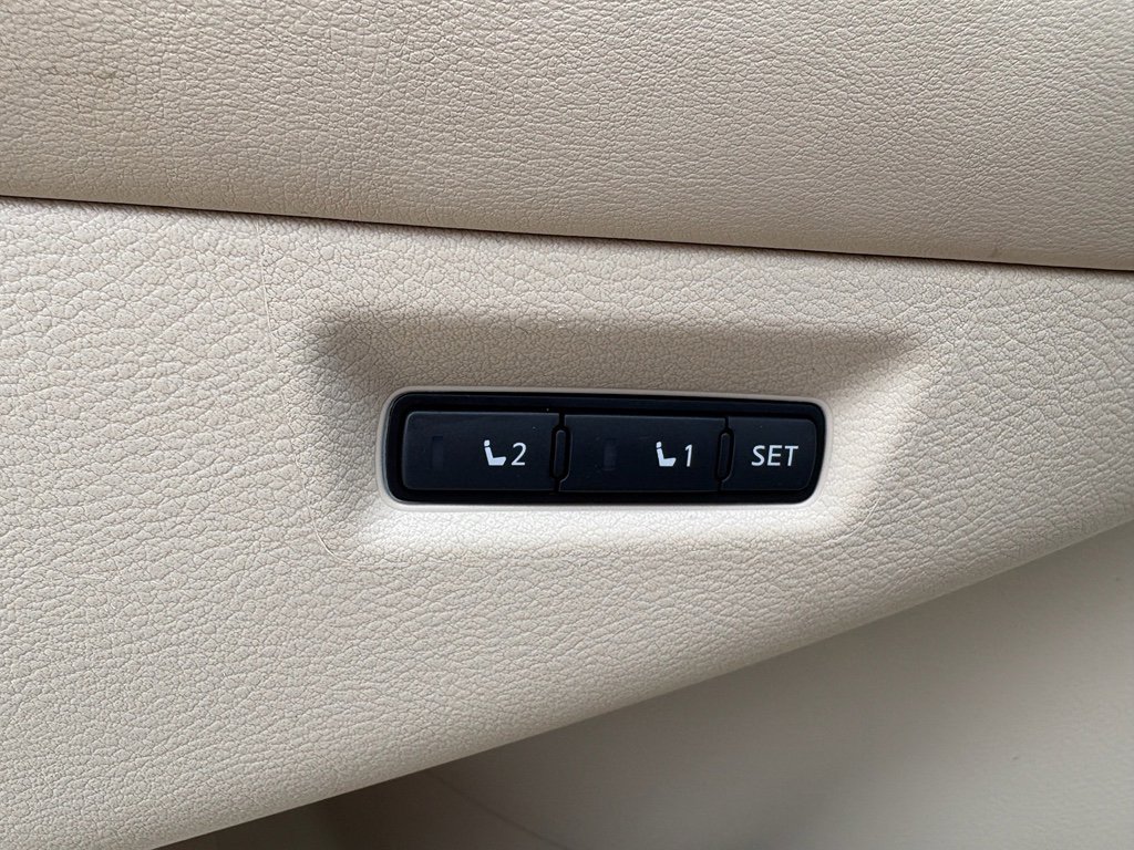 Used 2017 Nissan Murano SL w/ SL Technology Package image 12