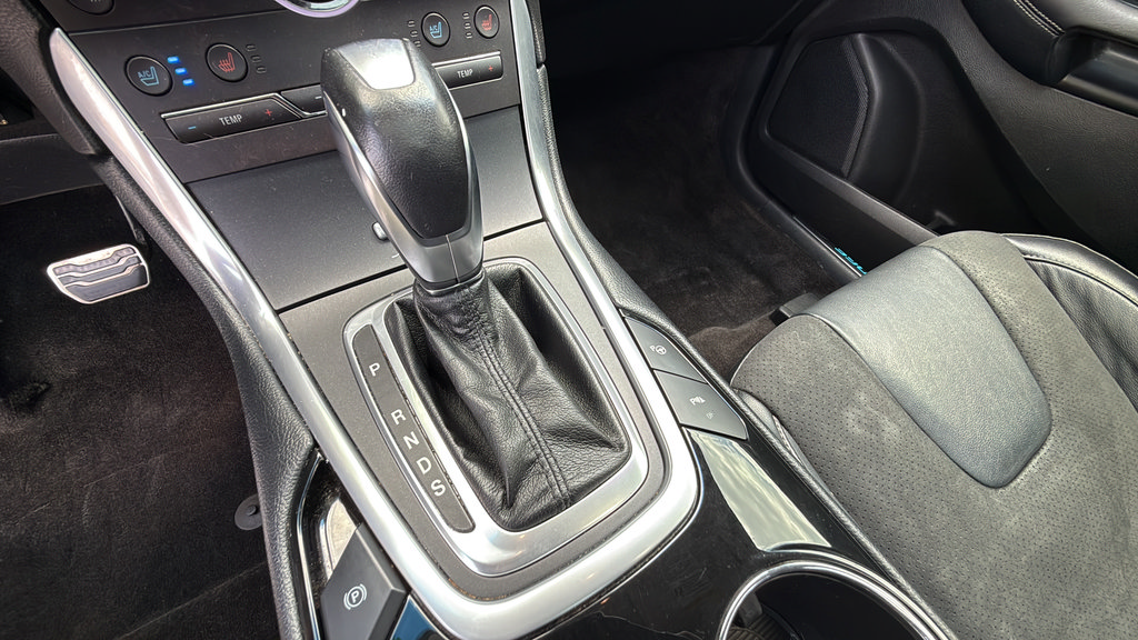 Used 2016 Ford Edge Sport w/ Equipment Group 401A AWD/4WD image 34
