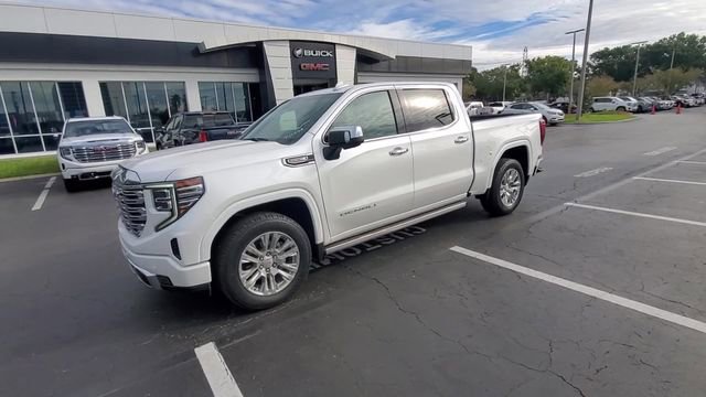 Used 2022 GMC Sierra 1500 Denali image 4