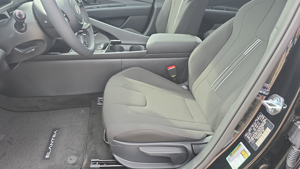 New 2026 Hyundai Elantra SEL Sport Premium FWD image 14