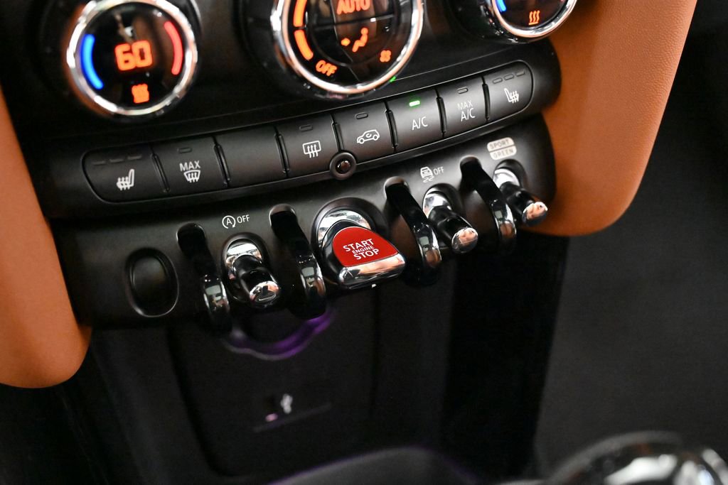 Used 2023 MINI Cooper S w/ Signature Upholstery Package image 21