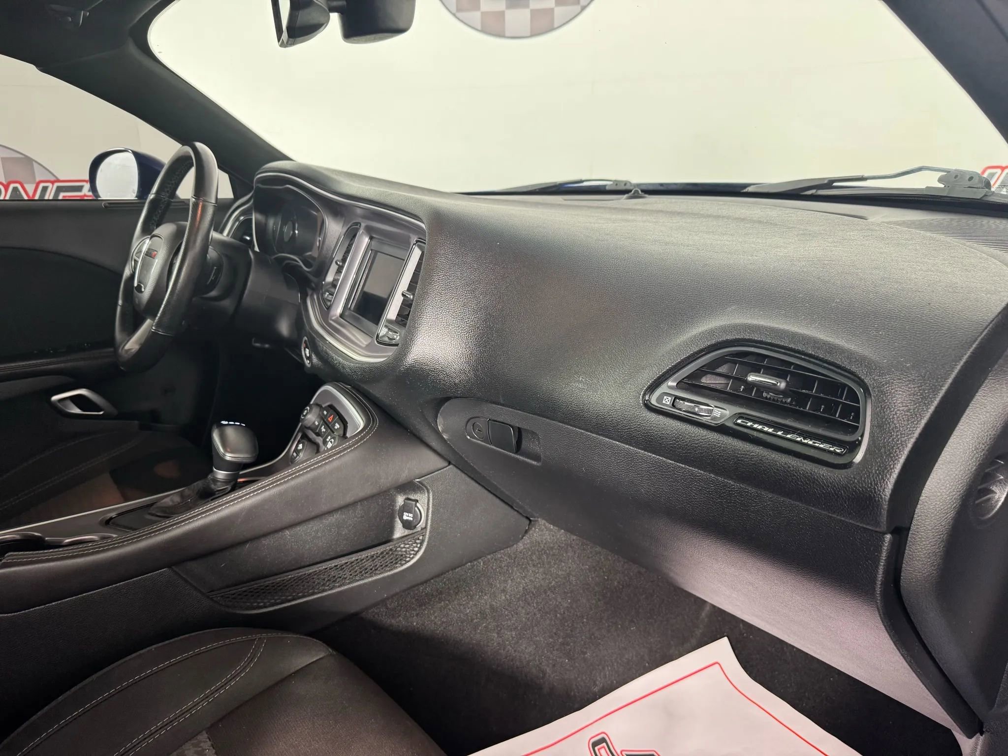 Used 2019 Dodge Challenger SXT w/ Driver Convenience Group image 11