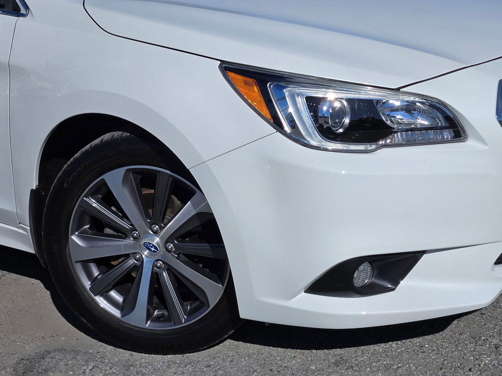 Used 2017 Subaru Legacy 2.5i Limited image 9