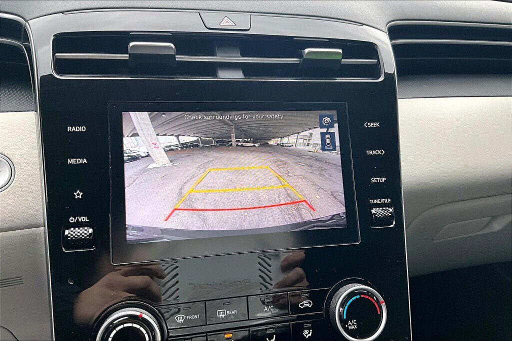 Used 2023 Hyundai Tucson SEL image 9