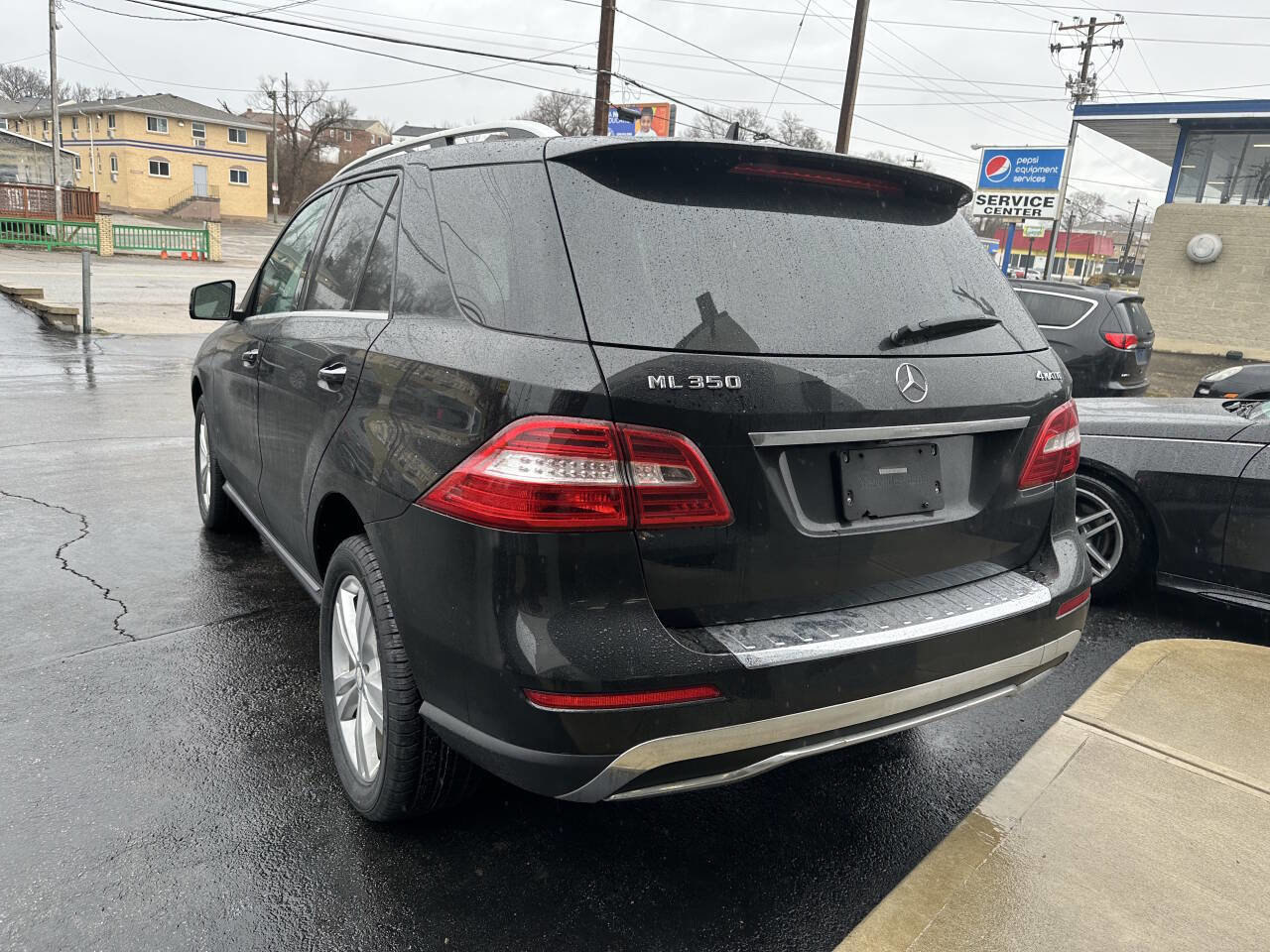 Used 2015 Mercedes-Benz ML 350 4MATIC w/ Premium 1 Package image 10