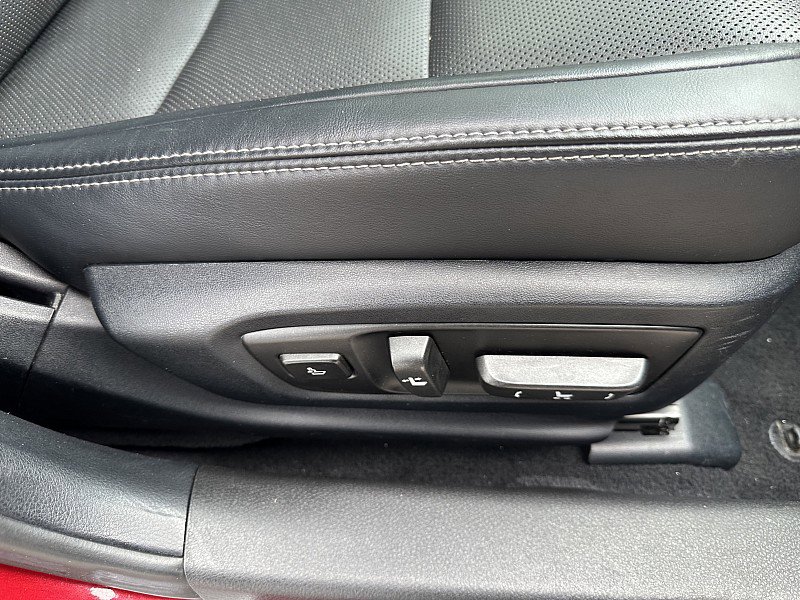 Used 2016 Lexus GS 200t image 31