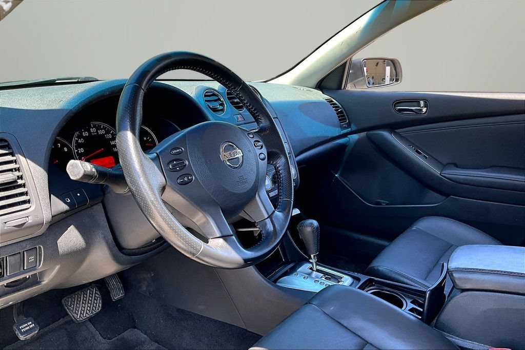 Used 2010 Nissan Altima 2.5 SL w/ SL Pkg FWD image 13