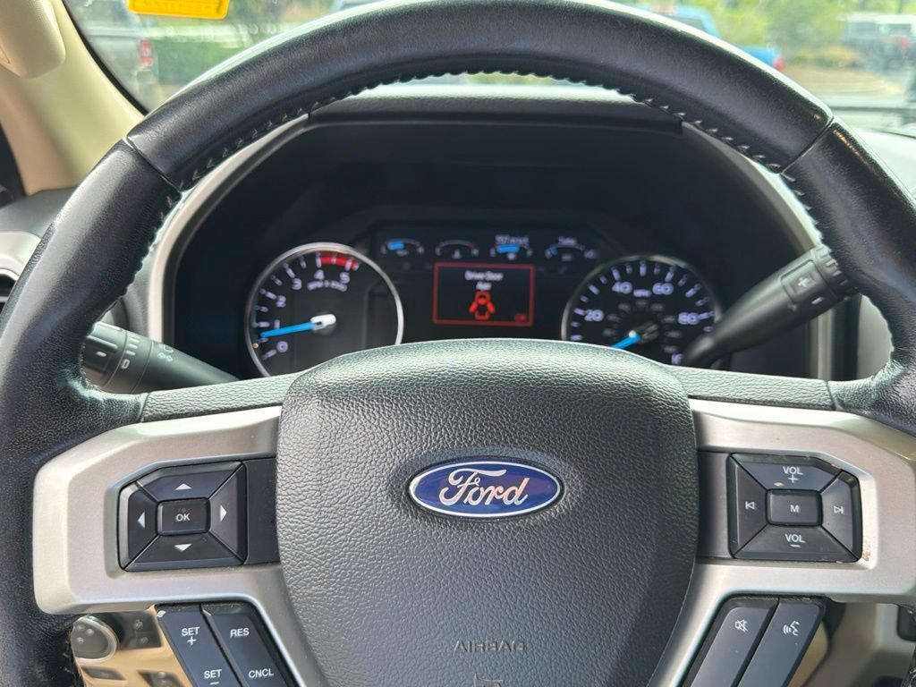 Used 2021 Ford F350 Lariat w/ Lariat Ultimate Package AWD/4WD image 6