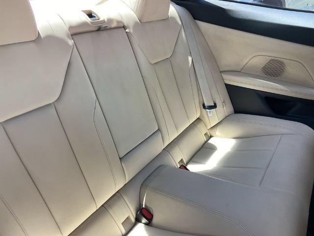 Used 2021 BMW 430i Coupe w/ Convenience Package RWD image 22