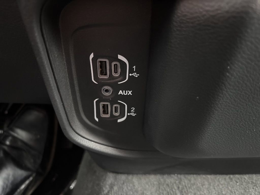 Used 2022 RAM 1500 Laramie image 31