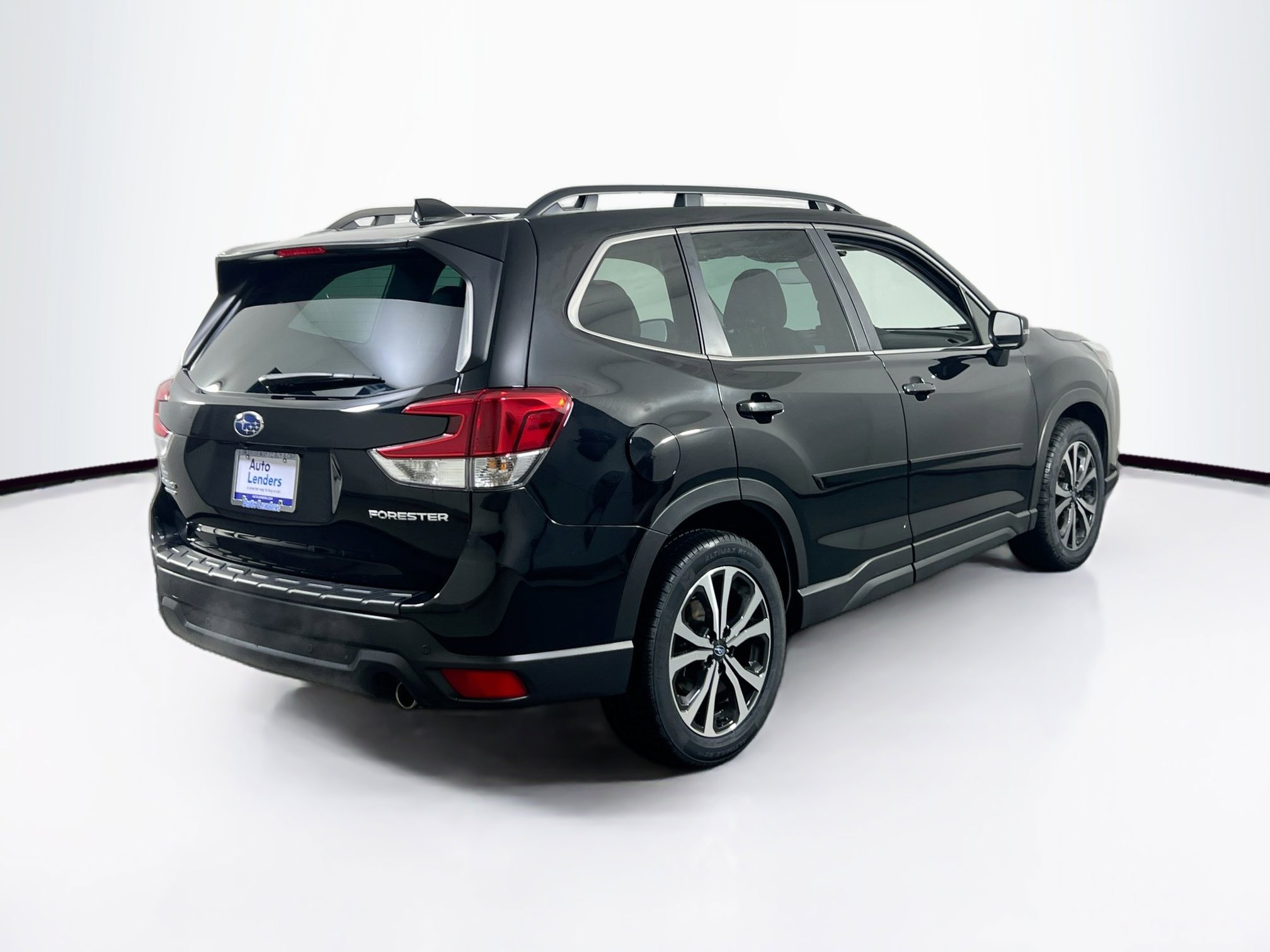 Used 2023 Subaru Forester Limited AWD/4WD image 5