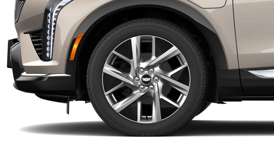 New 2027 Cadillac Optiq Premium Luxury w/ LPO, Floor Liner Package AWD/4WD image 15