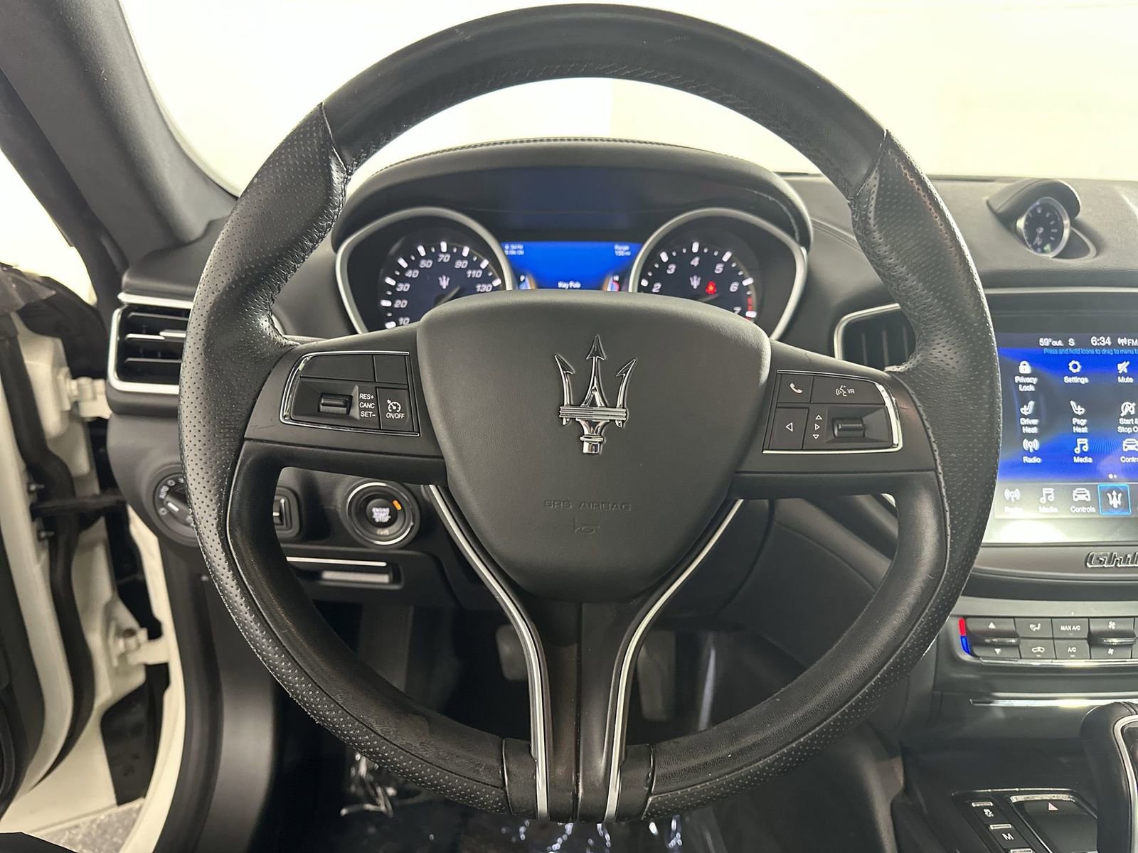 Used 2018 Maserati Ghibli RWD image 14