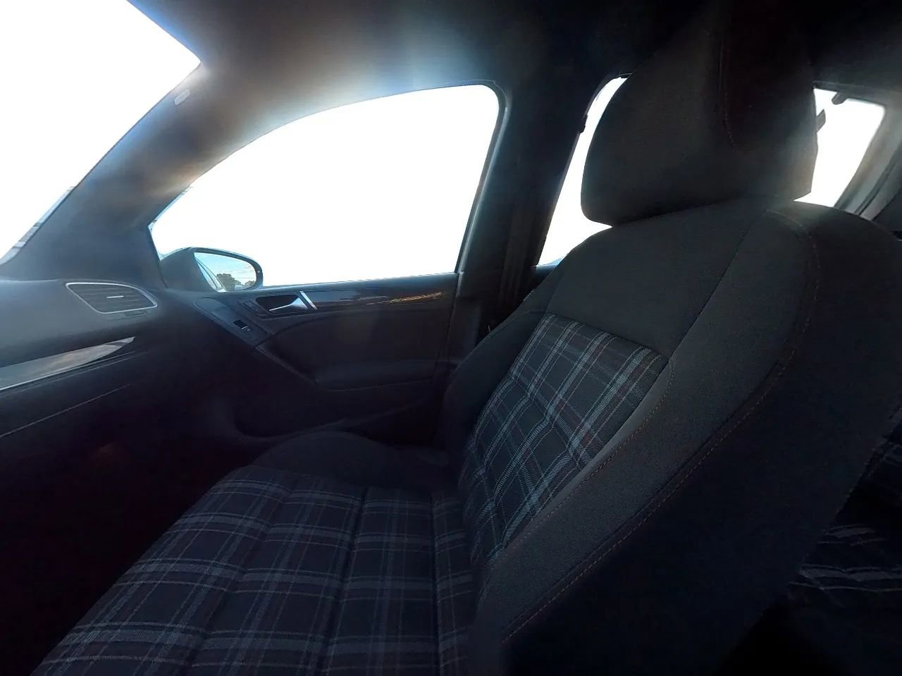 Used 2013 Volkswagen Golf 4-Door image 24