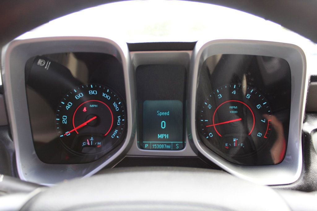 Used 2015 Chevrolet Camaro LS RWD image 14