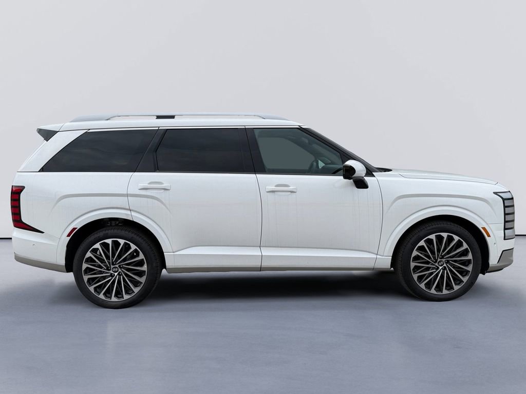 New 2026 Hyundai Palisade Calligraphy FWD image 2