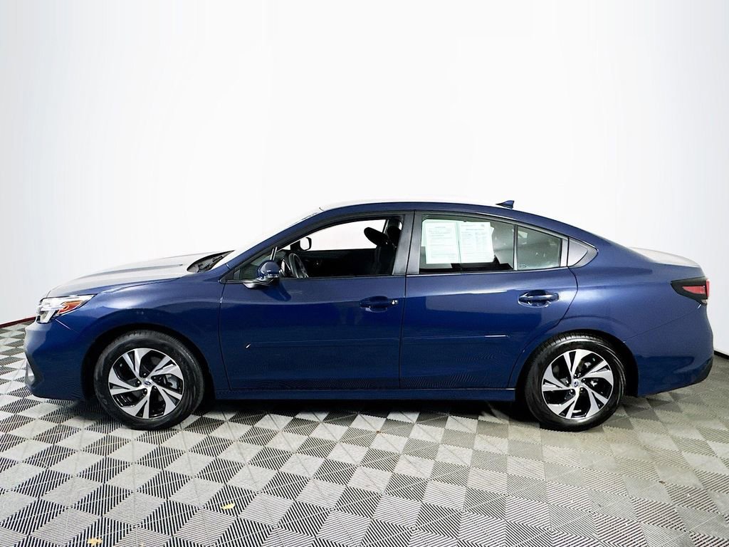Used 2025 Subaru Legacy Premium AWD/4WD image 4