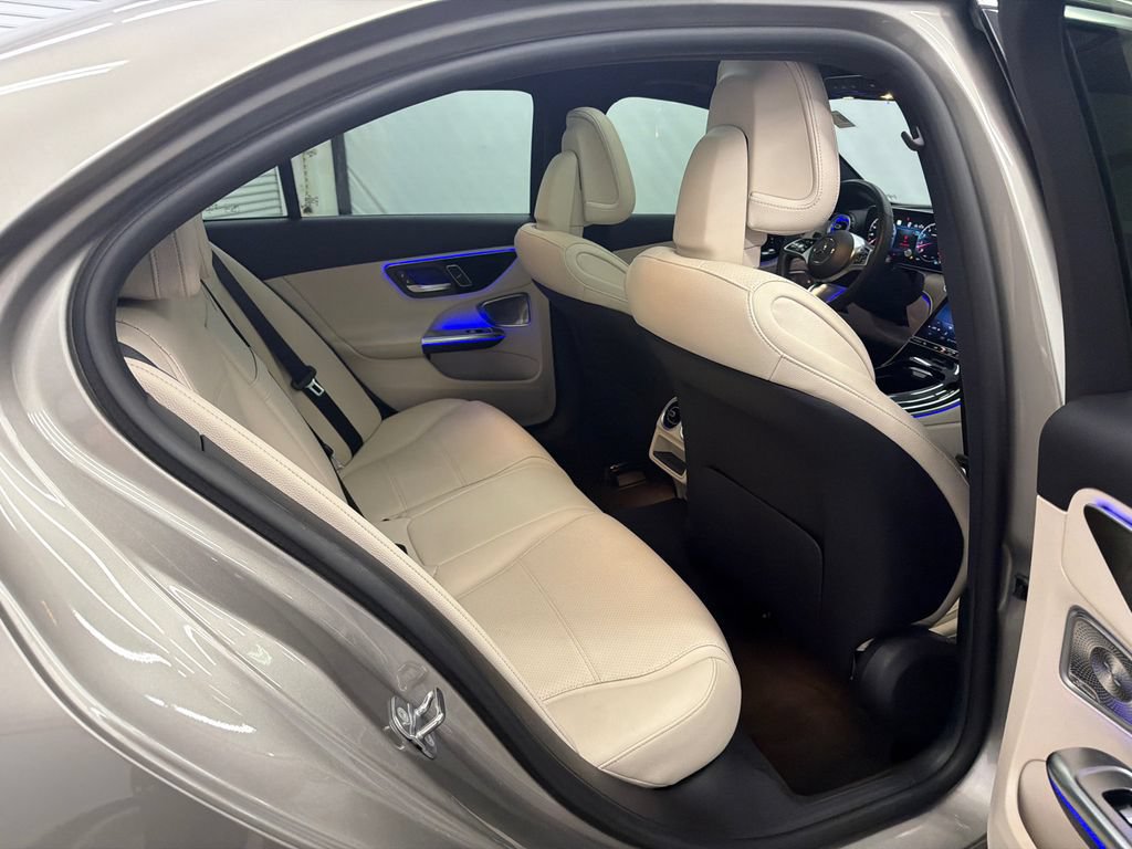 Used 2023 Mercedes-Benz C 300 4MATIC Sedan image 17