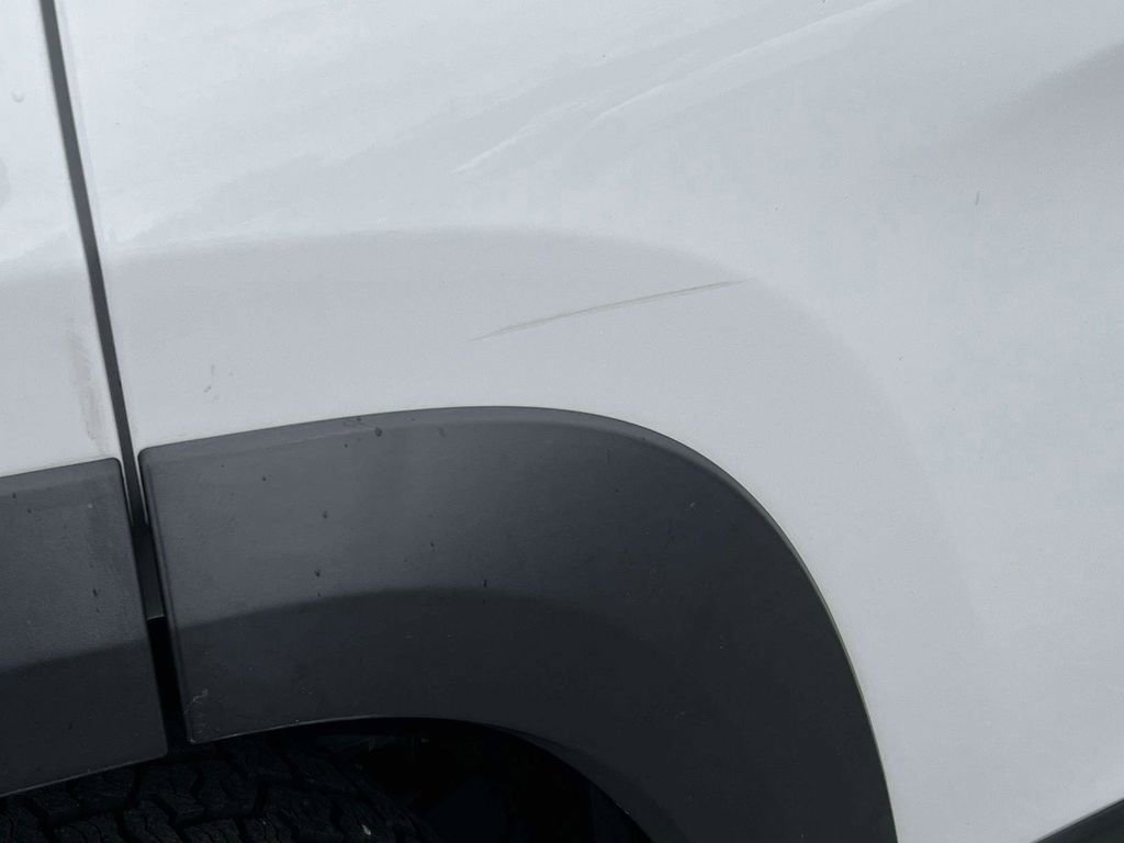 Used 2015 Jeep Cherokee Trailhawk w/ Comfort/Convenience Group image 41