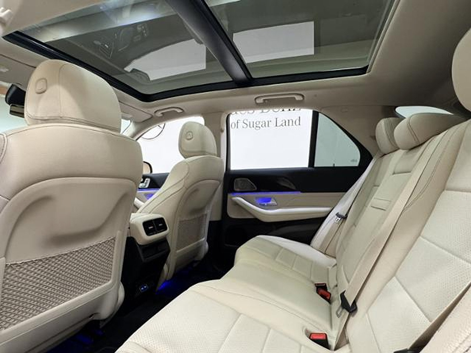 Certified 2025 Mercedes-Benz GLE 350 4MATIC image 33