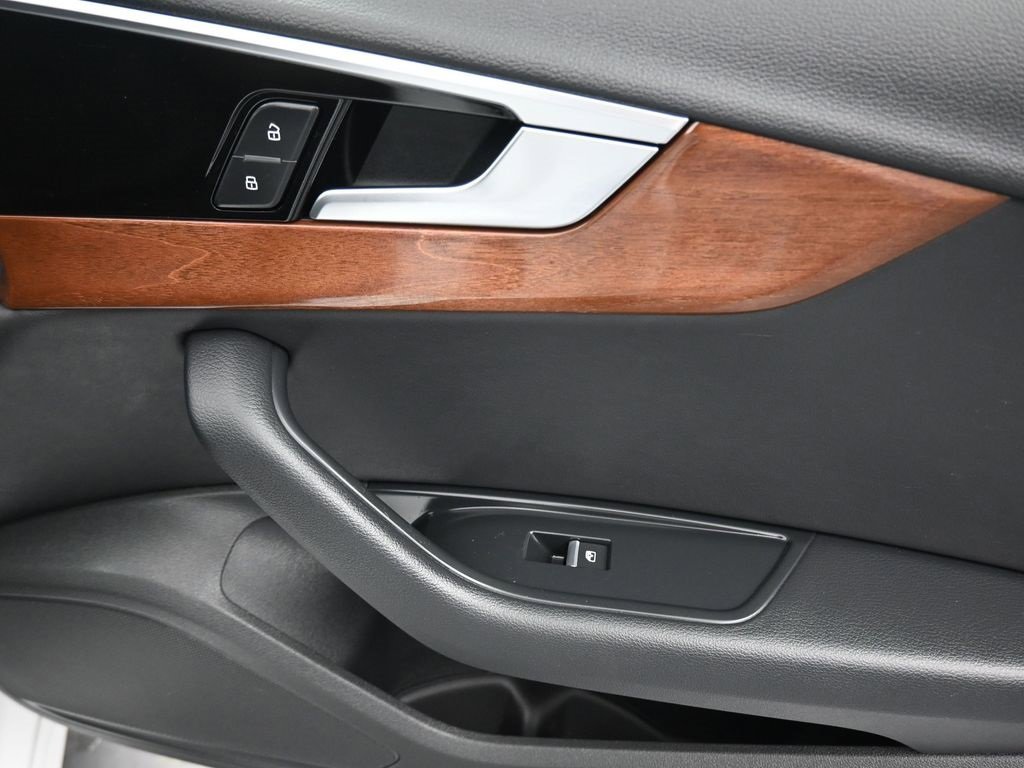 Used 2022 Audi A4 2.0T Premium image 42