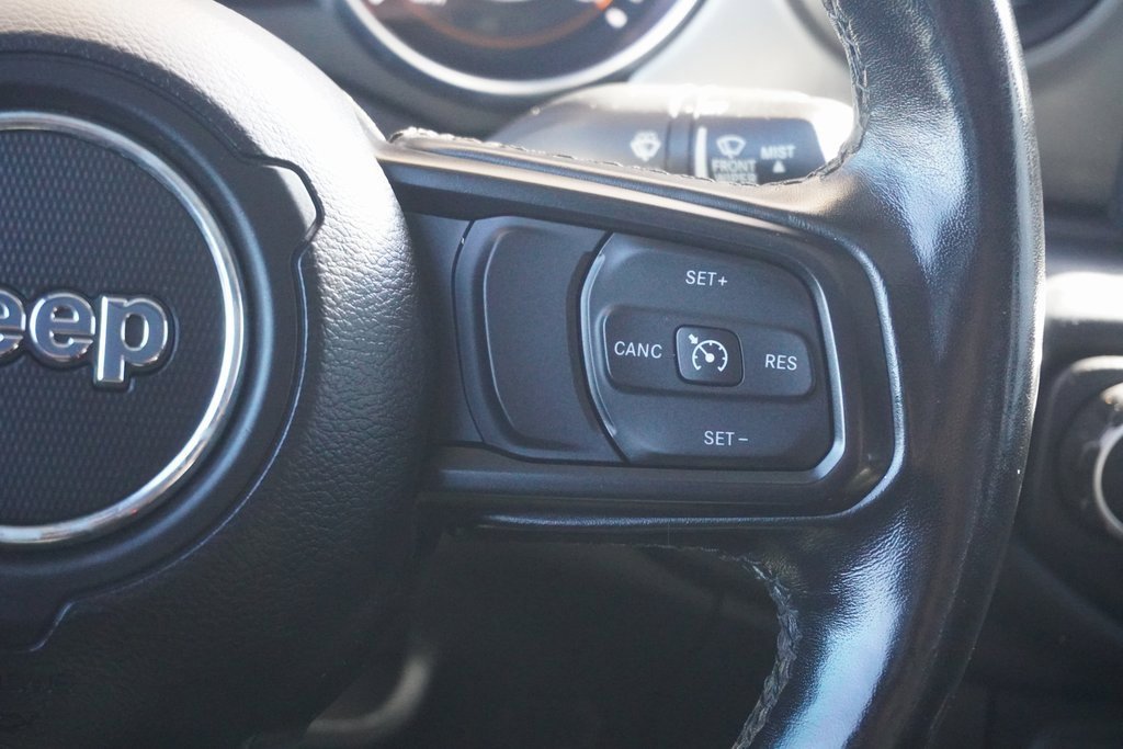 Used 2021 Jeep Gladiator Willys image 15