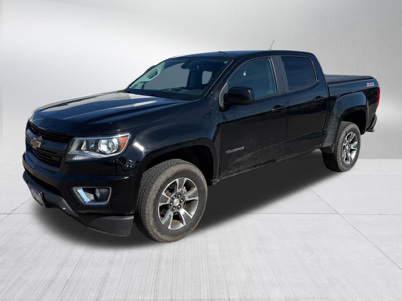 Used 2019 Chevrolet Colorado Z71 AWD/4WD image 3