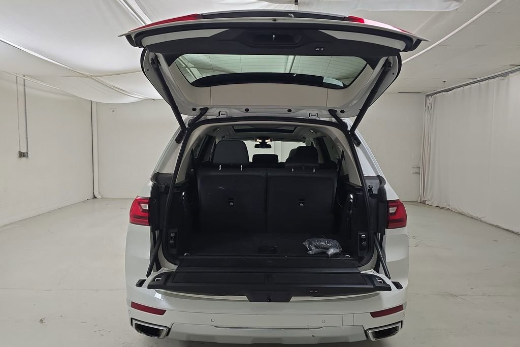 Used 2020 BMW X7 xDrive40i w/ Premium Package image 30